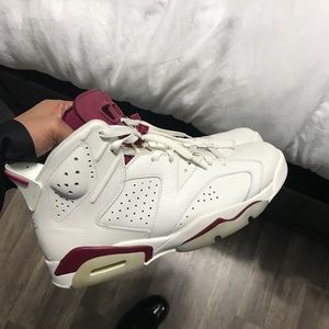 Men Air Jordan 6 Maroon size 10